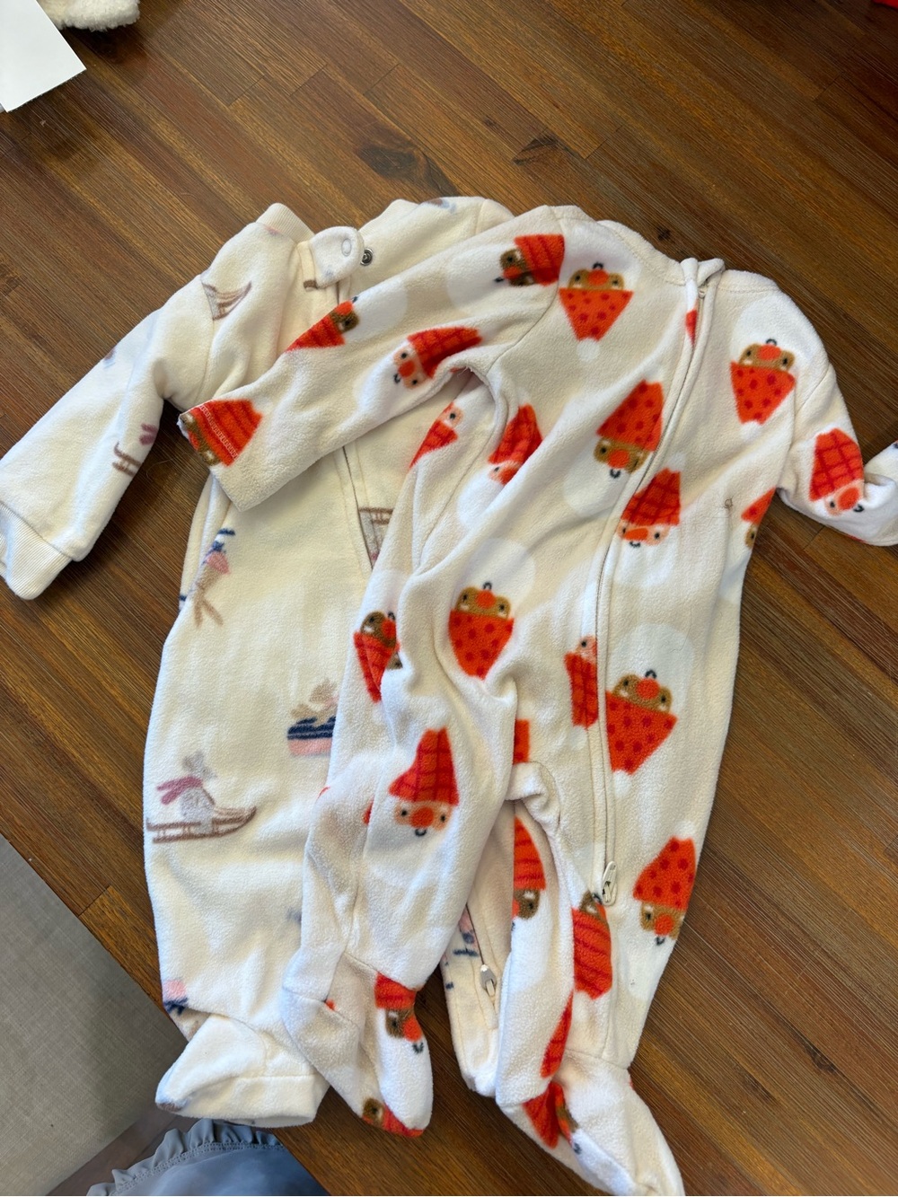 Old Navy 2 way zip Fleece Holiday Pajamas